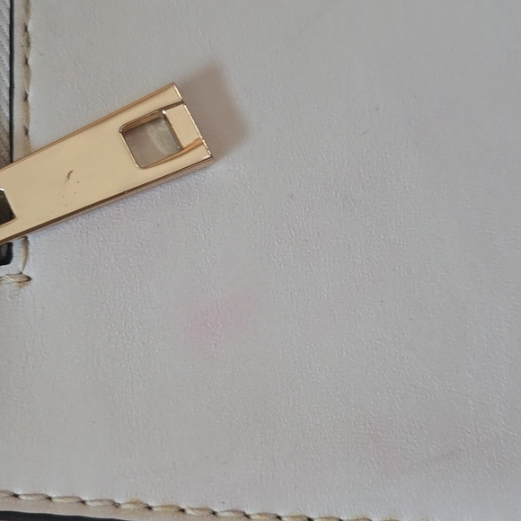 Franco Sarto Cream Crossbody Bag With Fringe - Picture 6 of 8